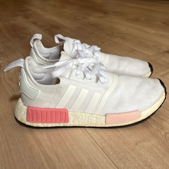 adidas nmd white rose